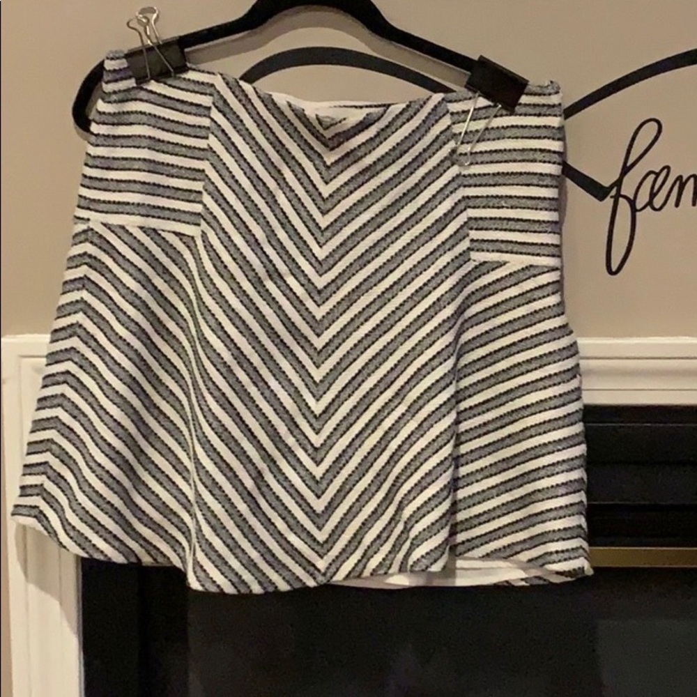 Loft knit skirt